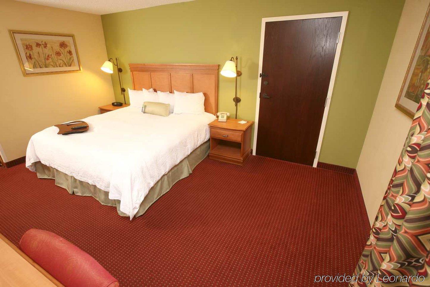 Hampton Inn Bardstown Bilik gambar